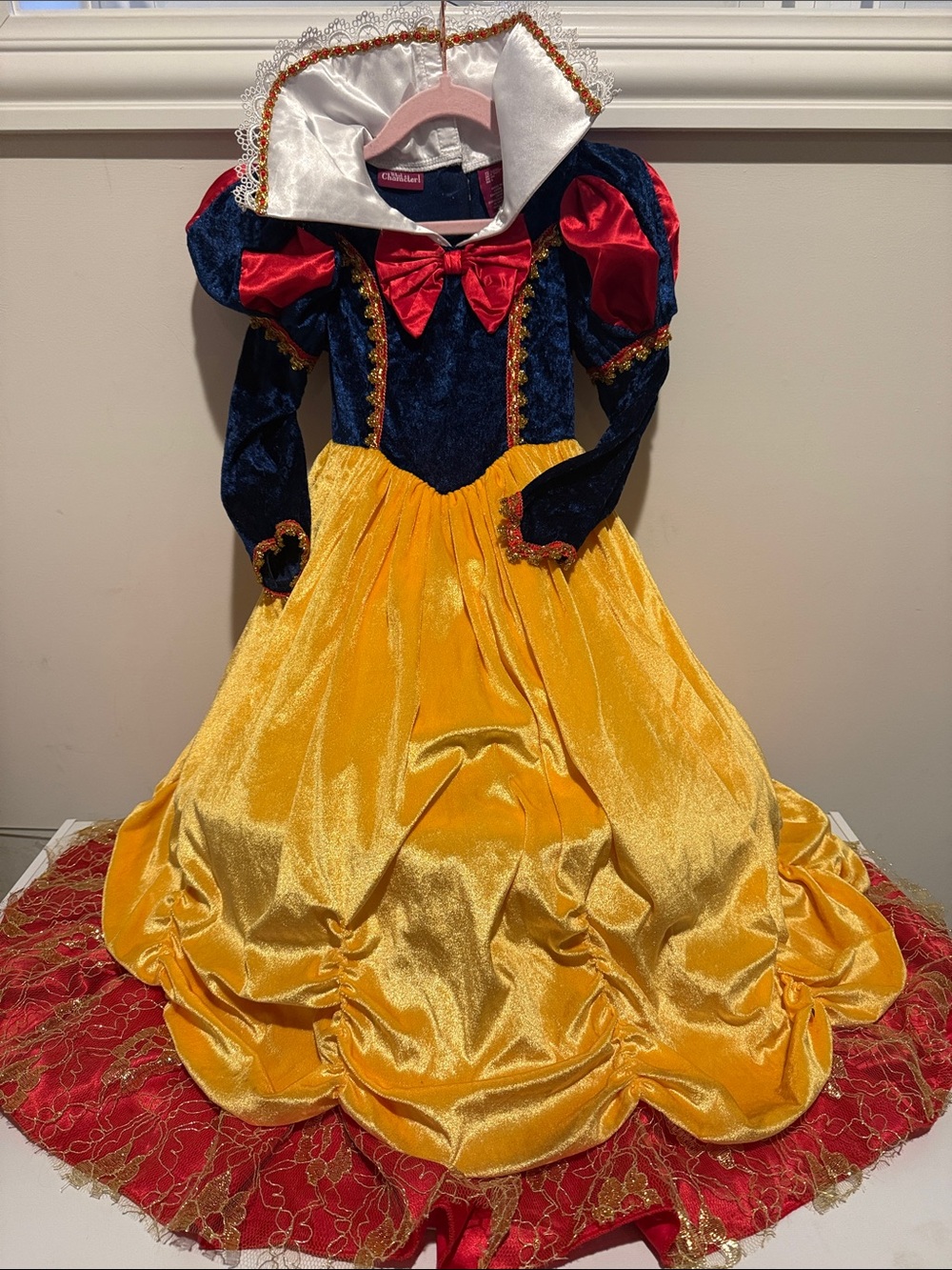 Classic Snow White Disney Princess  Velvet Kids Costume in Blue, Red & Yellow